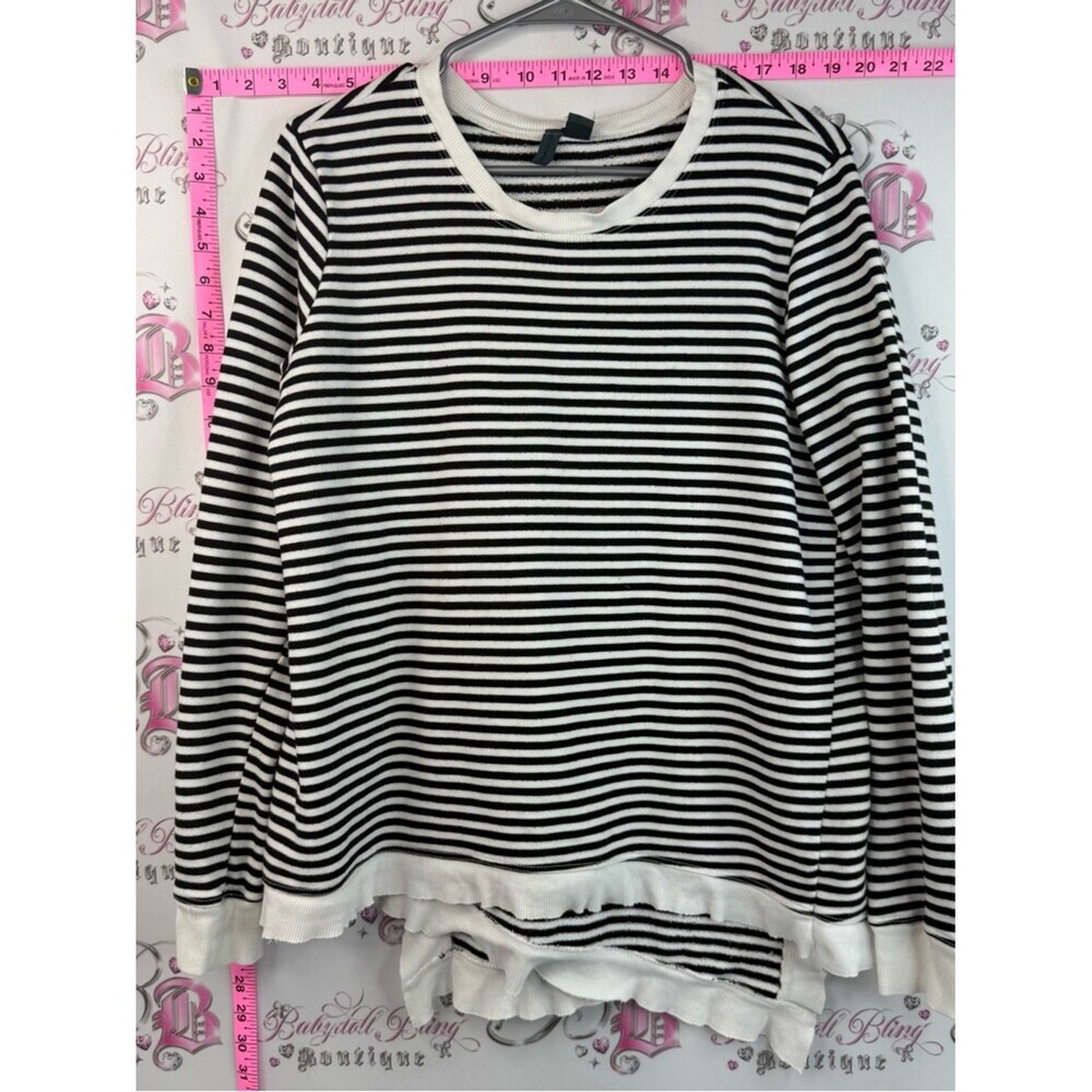 Left of centre shirt, long sleeve Striped Black & White Crewneck Sweater